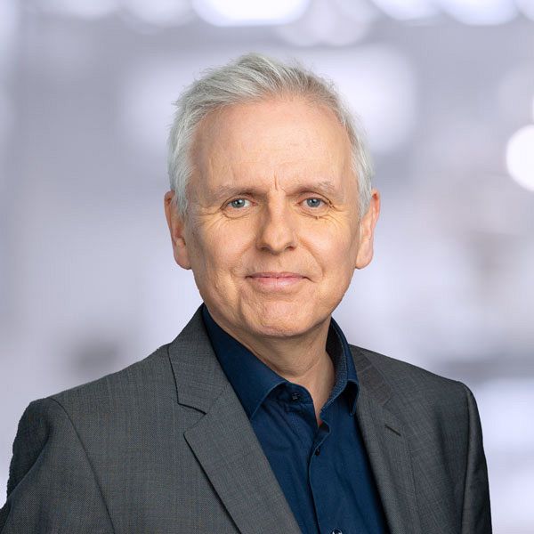 VISION Consulting Volker Kuhn hell